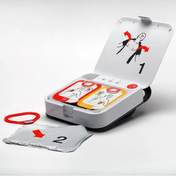 LifePak CR2 Semi Automatic Defibrillator